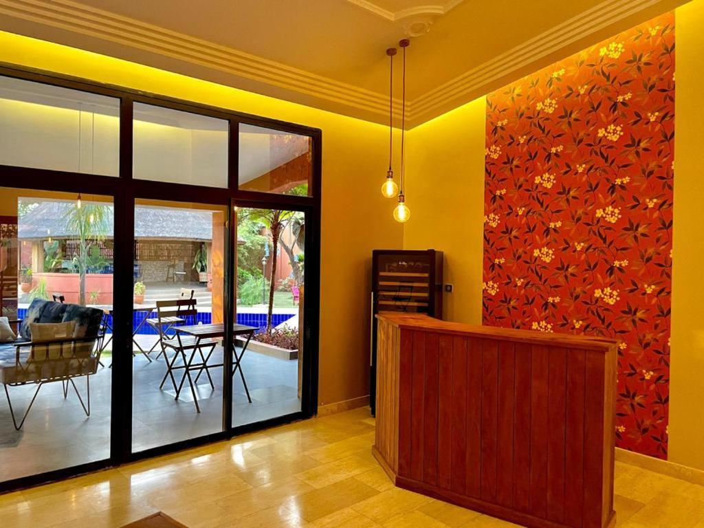 Le Kentia Hotel Lome Exterior photo